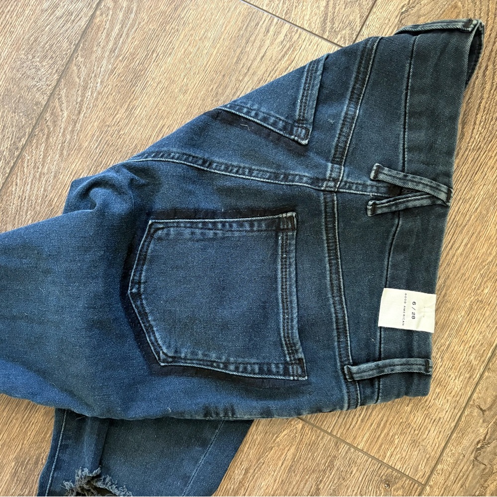 NEW!! W/o tag Good American Skinny Jeans
